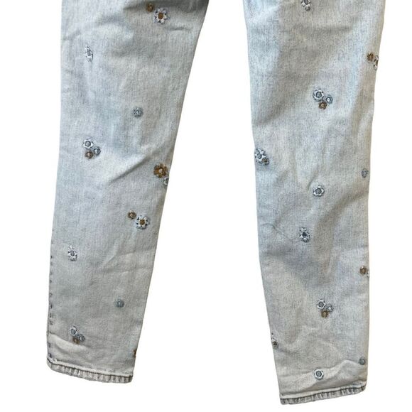 DRIFTWOOD Gizelle Distressed Floral Embroidered Ankle Jeans - Picture 13 of 14